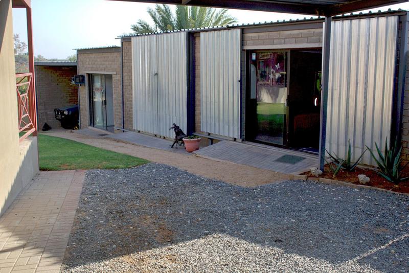 4 Bedroom Property for Sale in Kanoneiland Northern Cape